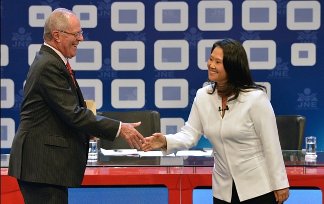 Keiko y Kuczynski se enfrentaron en el último debate. Foto: captura youtube