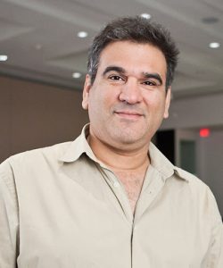 Médico infectólogo Juan Guanira - INMENSA