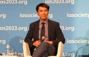 Dr. Joseph Puyat en IAS 2023. Foto de Roger Pebody
